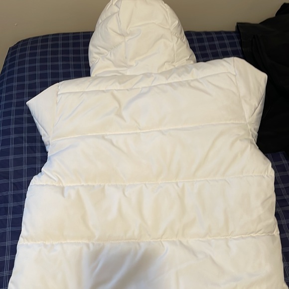 Hollister Winter Jacket - Picture 5 of 5